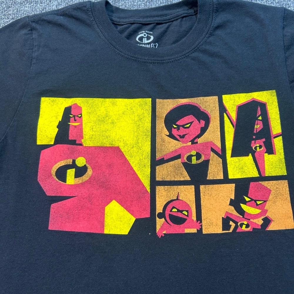 Disney Pixar Incredibles 2 Shirt Mens Small Black Graphic Tee Cotton